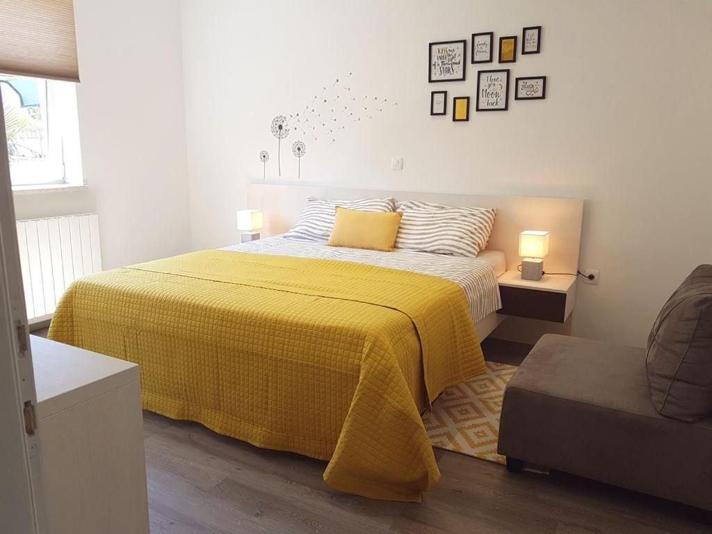 Villa Ulika - 3 Apt For 4 Persons พูลา ภายนอก รูปภาพ